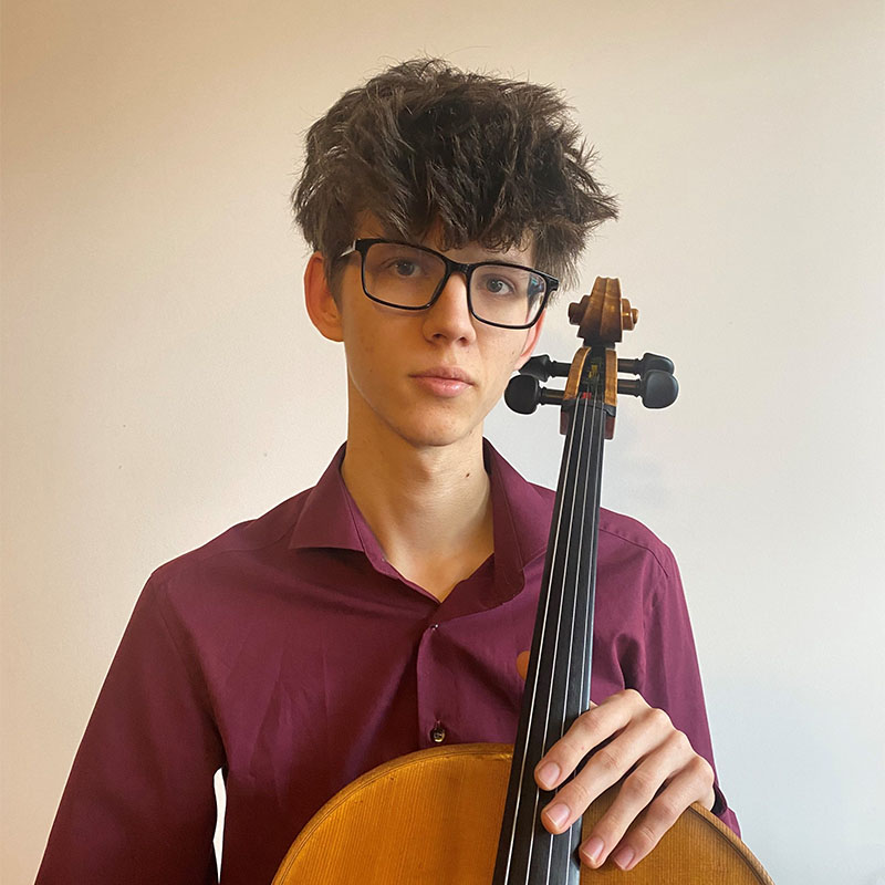 Am Ewigkeitssonntag, den 24. November, um 17 Uhr beschließt der Cellist Filip Krzeszowiec im Musikforum Katharinenkirche den diesjährigen Kammermusikzyklus der Jütting-Stiftung. 